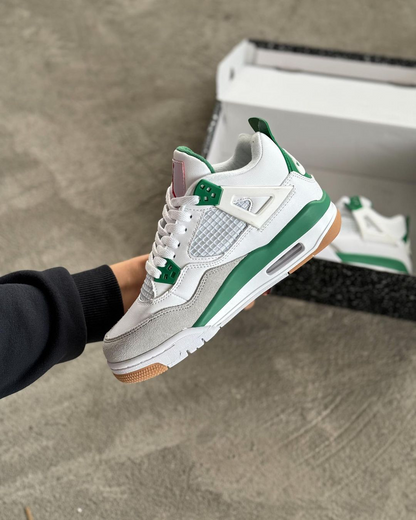 Jordan Retro 4 SB Pine Green