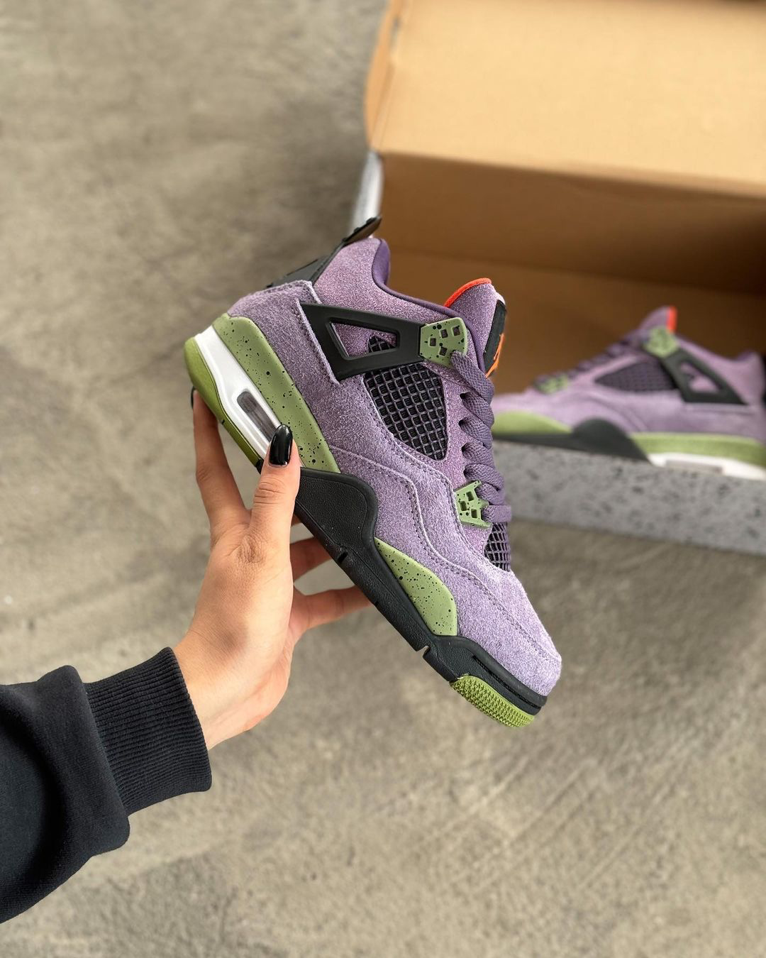 Jordan Retro 4 Canyon Purple